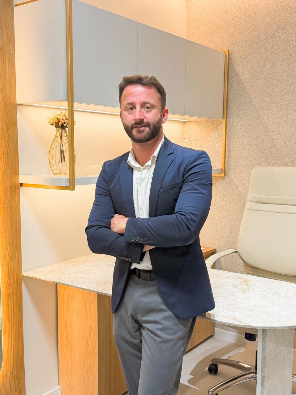 Dr. Bruno Guimaraes, cirurgiao plastico na Drummond Dermato