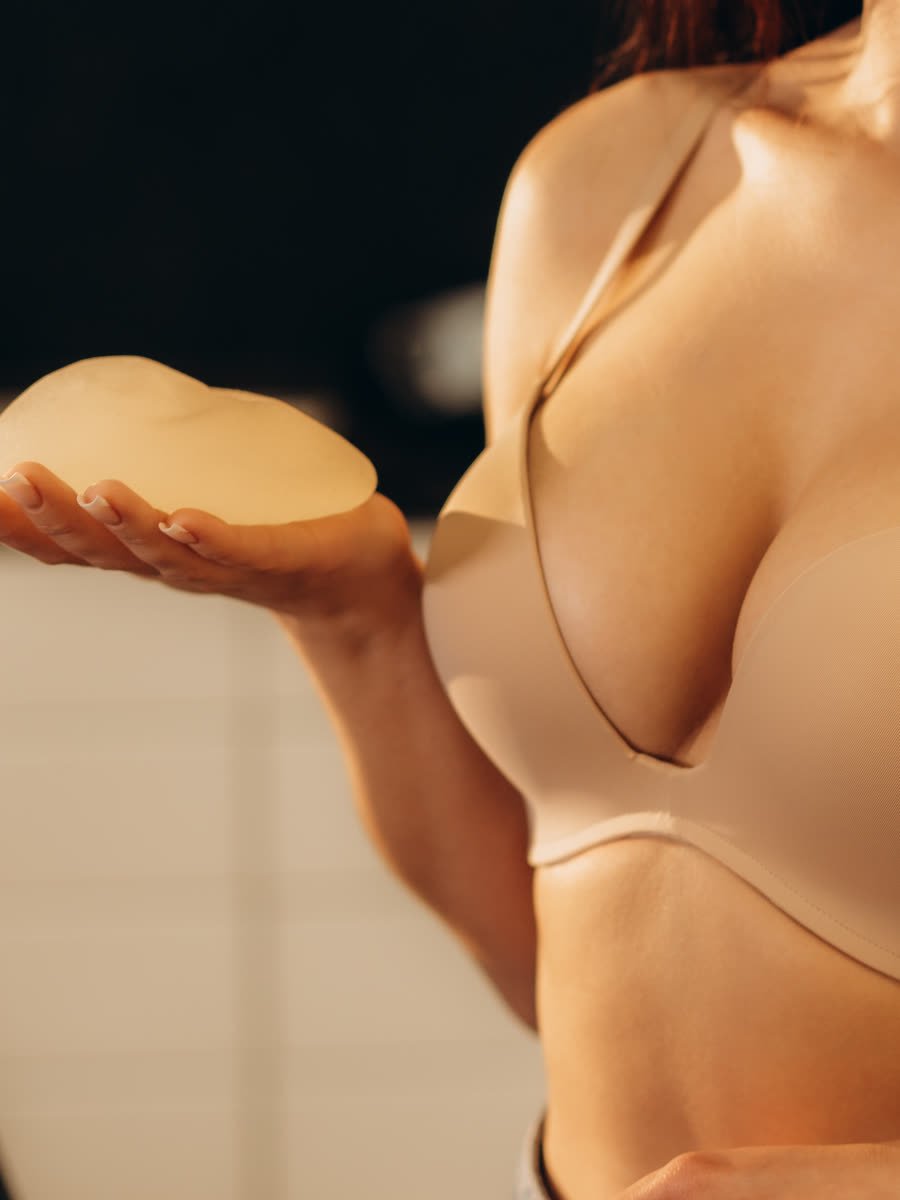 Consulta sobre mamoplastia de aumento